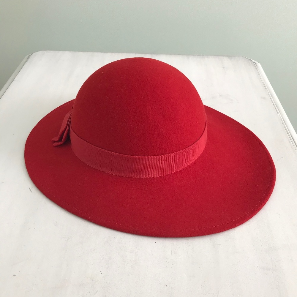 Bollman red wool hat